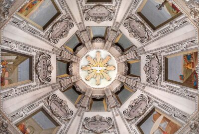 Salzburg Cathedral: Organ Concert at Midday - What You’ll Hear: Seven Organs, Two Organists, and the Great Organ