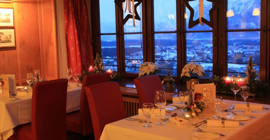 Salzburg: Christmas/Advent Concert & Dinner - A Fortress Above Salzburg: What This Evening Really Feels Like