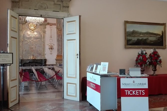 Salzburg: Christmas Concert at Mirabell Palace - Who should book this concert