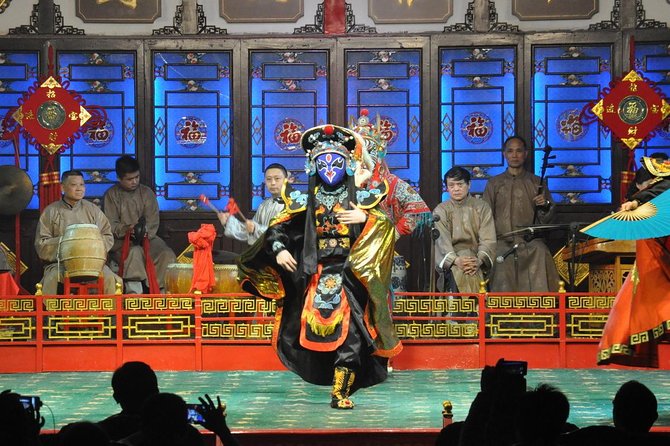 Sichuan Culture Opera Show in Chengdu - Shufeng Yayun Teahouse: Where the Night Gets Comfortable Fast