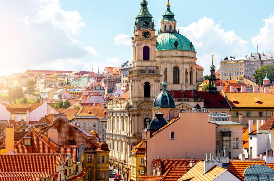 Skip-the-line Lobkowicz Palace Private Tour & Concert - Entering Prague Castle the smart way: Lobkowicz first, stress last