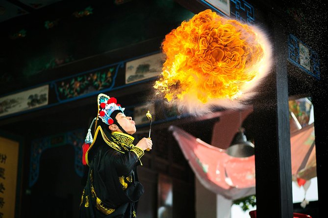 Skip the Line: Sichuan Opera Chengdu Ticket - Sichuan face-changing (Bian Lian) is the real star