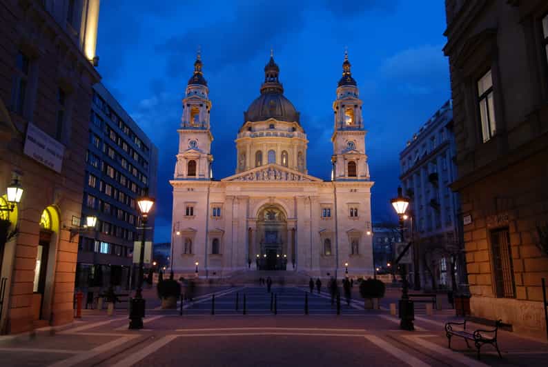St. Stephen's Basilica: VIP Concert & After Hours Dome Visit - The 40-Minute Guided Tour: Dome, Chapels, and a City View Above