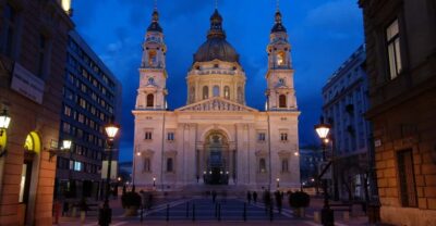 St. Stephen's Basilica: VIP Concert & After Hours Dome Visit - The Holy Right Hand (Szent Jobb) Chapel Stop You’ll Remember