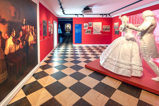 Strauss Exhibition incl. LED Concert Show / Coffee + Strauss Cake - Who Should Book This Ticket (Music Fans, Dates, and People Who Like Fun Museums)