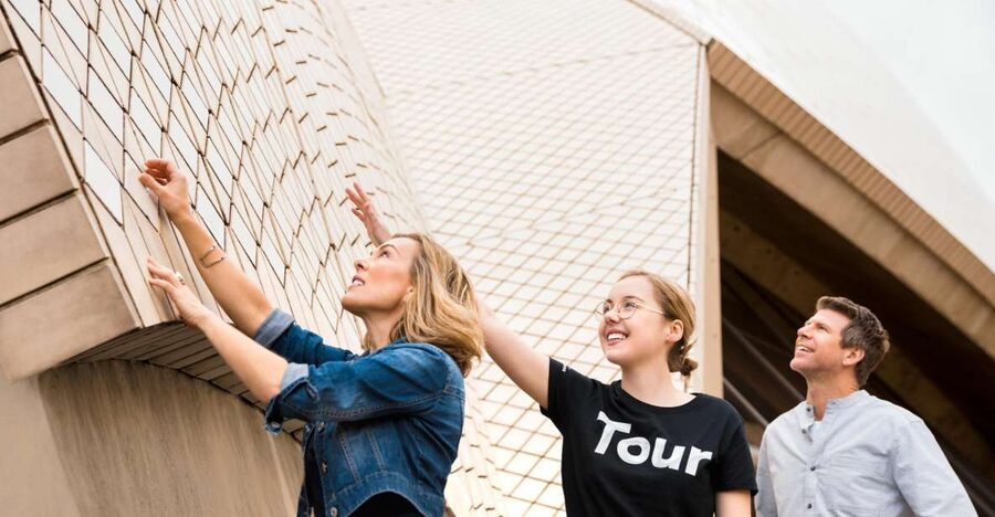 Sydney: 1-Hour Opera House Tour with Meal and Drink - Should you book the Sydney Opera House 1-hour tour with meal and drink?