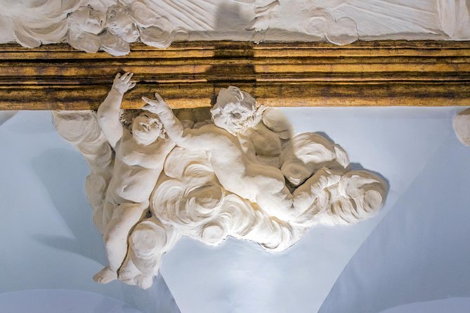 The Great Opera Arias Concert at Palazzo Poli - Trevi Fountain - Inside the Salon: Seating, Acoustics, and Comfort Reality Check