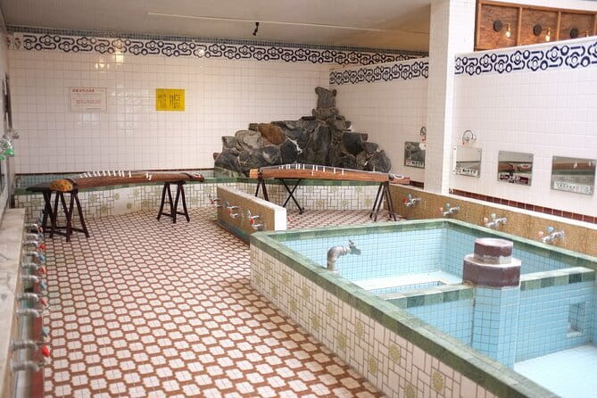 Traditional Concert in Public bath near Kyoto Station - A former sento designed for sound: why koto and shamisen land so well
