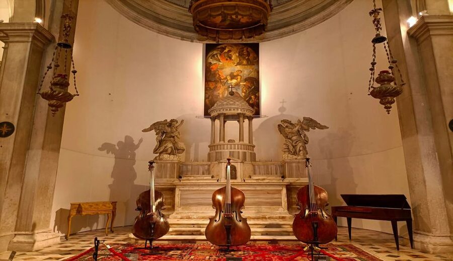 Venice: Interpreti Veneziani Concert at Church of San Vidal - How the evening flows: from arriving early to leaving with a CD option