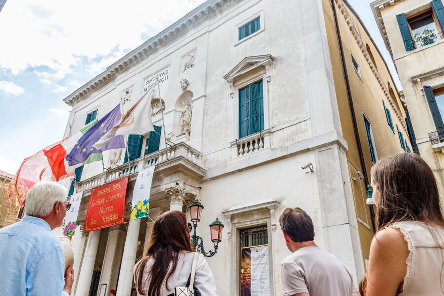 Venice: La Fenice Opera House Entry Ticket with Audio Guide - The 7-language audio guide: what you’ll hear and how long it takes