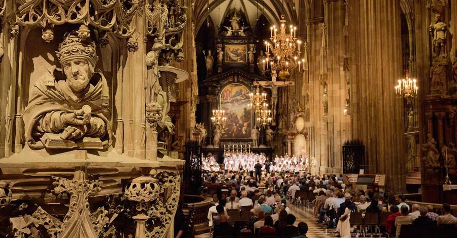 Vienna: Classical Concert at St. Stephen's Cathedral - Picking your program: Mozart, Bach, Christmas, and the Giant Organ