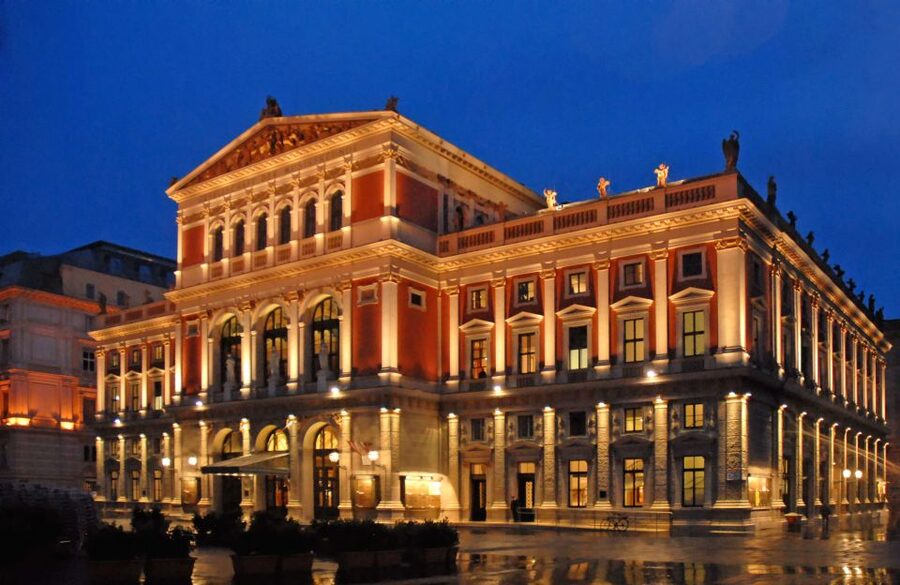 Vienna: Mozart Concert with Dinner and Carriage Ride - Intermission Details That Make the Night Feel Finished