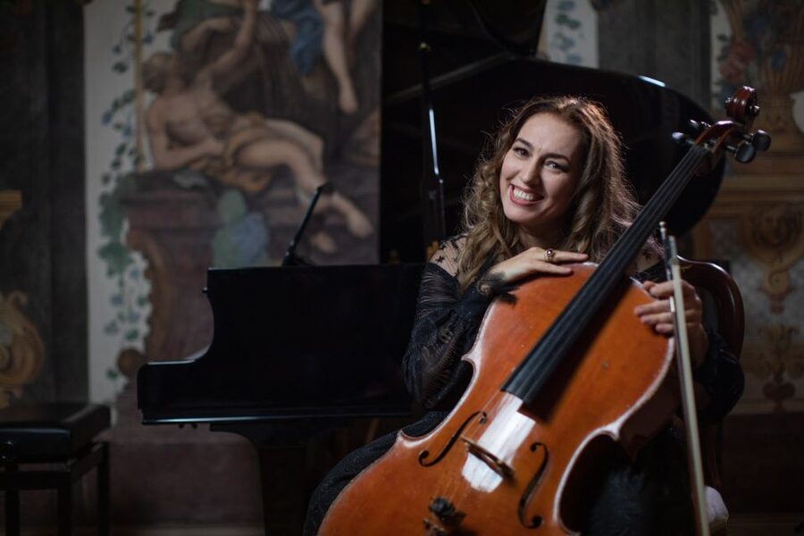 Vienna: Romantic Classics Piano, Violin, and Cello Concert - The Sala Terrena frescoes: why the room feels part of the show