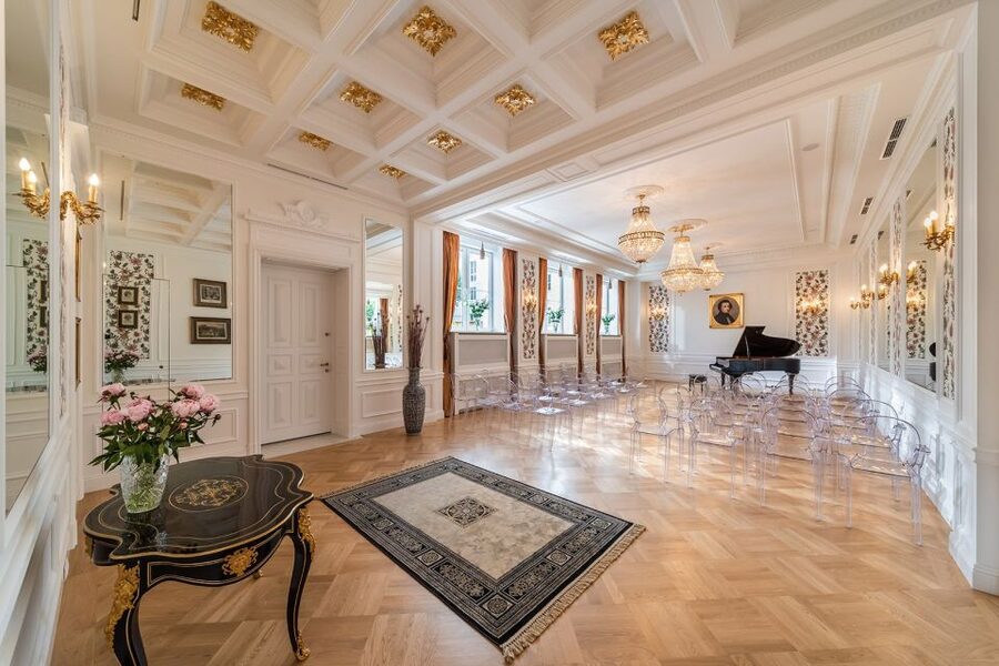 Warsaw: Chopin Concert Ticket With Glass of Champagne - Price and timing: is $44 good value for this kind of evening?