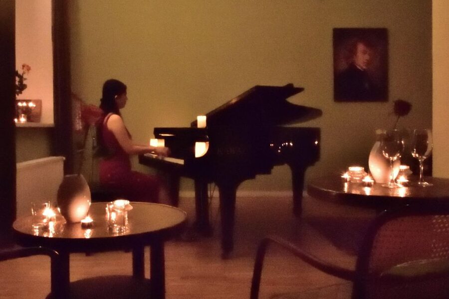 Warsaw Concert: Chopin – Painted by Candlelights with Wine - FAQ