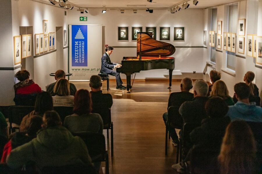 Warsaw: Live Chopin Piano Concert - What happens during the 55-minute Chopin journey (and where it may fall short)