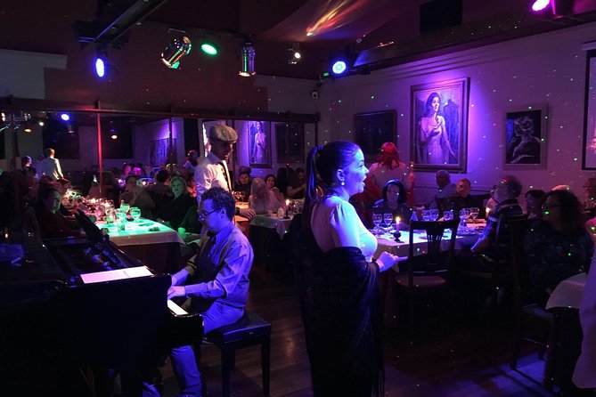 Zarzuela Opera and Dinner at La Castafiore Restaurant in Madrid - Entering La Castafiore: What the Room Feels Like